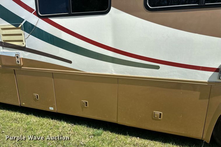 image for item EB2511 1998 Gulf Stream Sun Voyager 8362 SVB RV