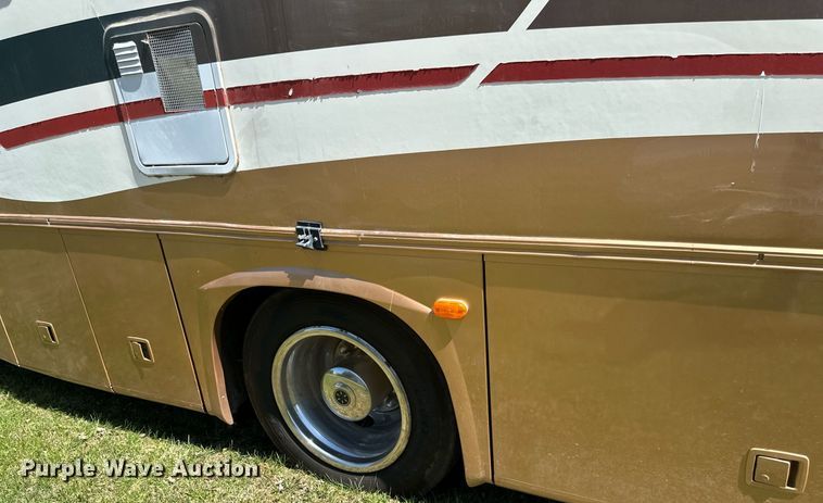 image for item EB2511 1998 Gulf Stream Sun Voyager 8362 SVB RV