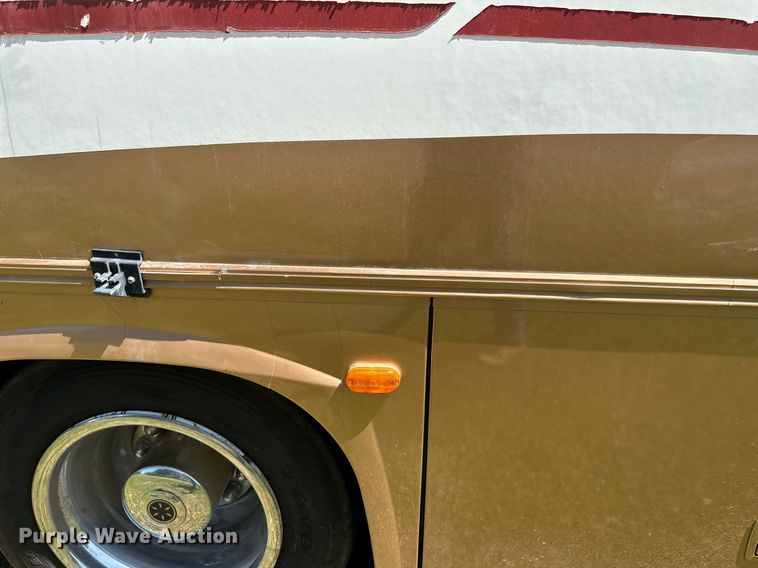 image for item EB2511 1998 Gulf Stream Sun Voyager 8362 SVB RV