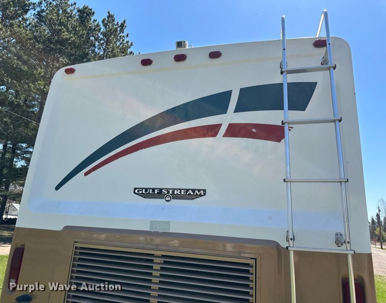 image for item EB2511 1998 Gulf Stream Sun Voyager 8362 SVB RV