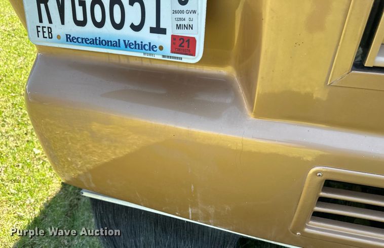 image for item EB2511 1998 Gulf Stream Sun Voyager 8362 SVB RV