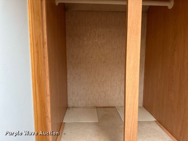 image for item EB2511 1998 Gulf Stream Sun Voyager 8362 SVB RV