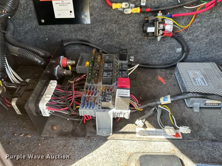 image for item EB2511 1998 Gulf Stream Sun Voyager 8362 SVB RV