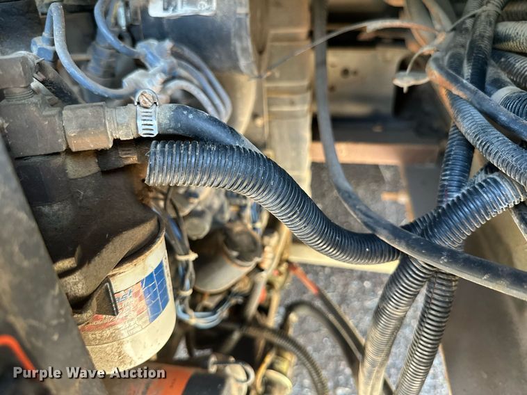 image for item EB2511 1998 Gulf Stream Sun Voyager 8362 SVB RV