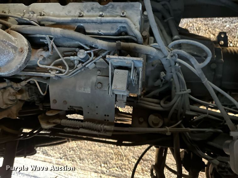 image for item EB2511 1998 Gulf Stream Sun Voyager 8362 SVB RV