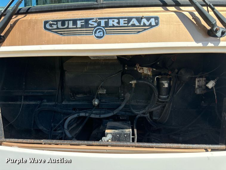 image for item EB2511 1998 Gulf Stream Sun Voyager 8362 SVB RV