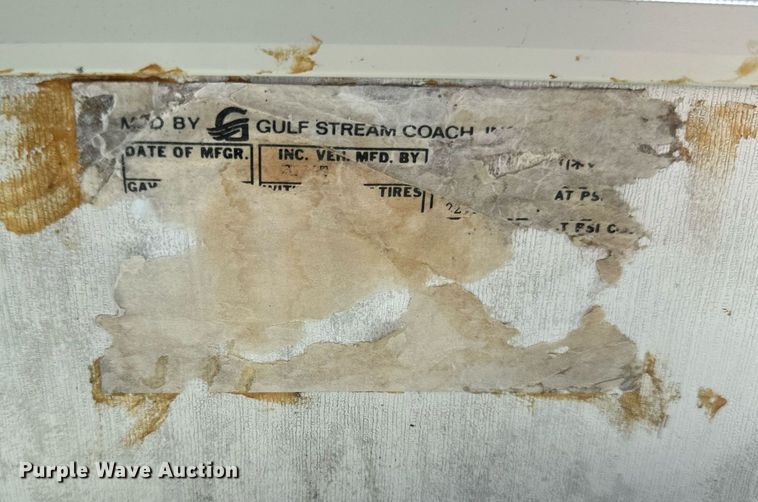 image for item EB2511 1998 Gulf Stream Sun Voyager 8362 SVB RV