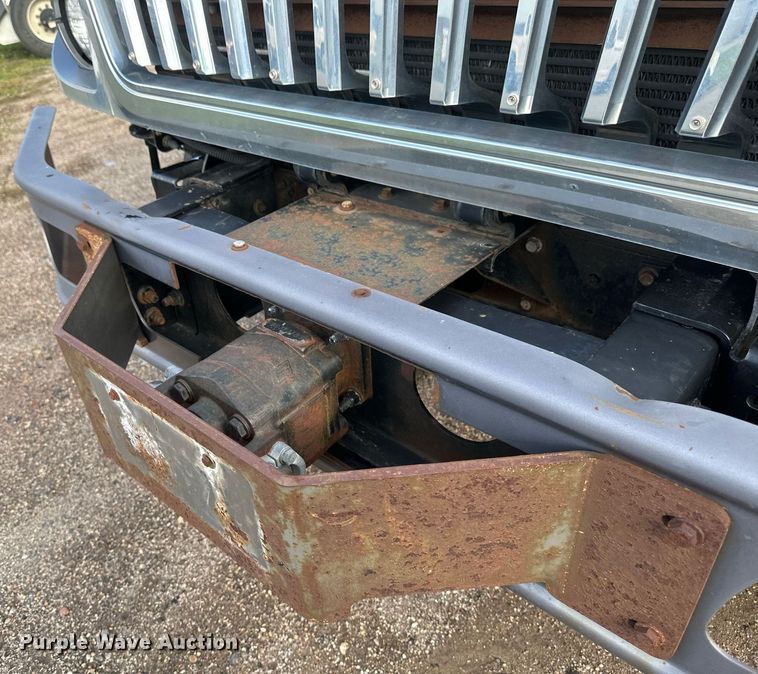 image for item EB2688 2008 International 7400 refuse truck