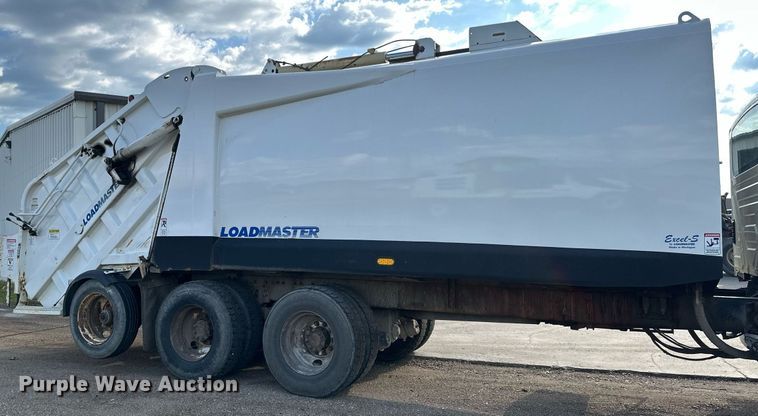 image for item EB2688 2008 International 7400 refuse truck