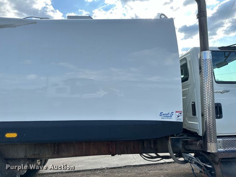 image for item EB2688 2008 International 7400 refuse truck