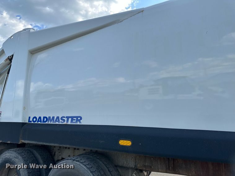 image for item EB2688 2008 International 7400 refuse truck