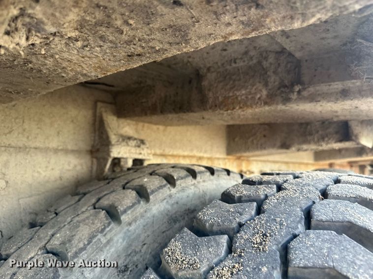 image for item EB2688 2008 International 7400 refuse truck