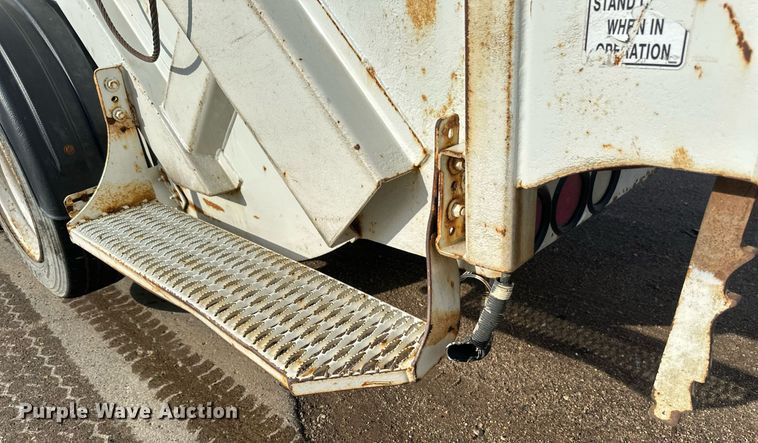 image for item EB2688 2008 International 7400 refuse truck