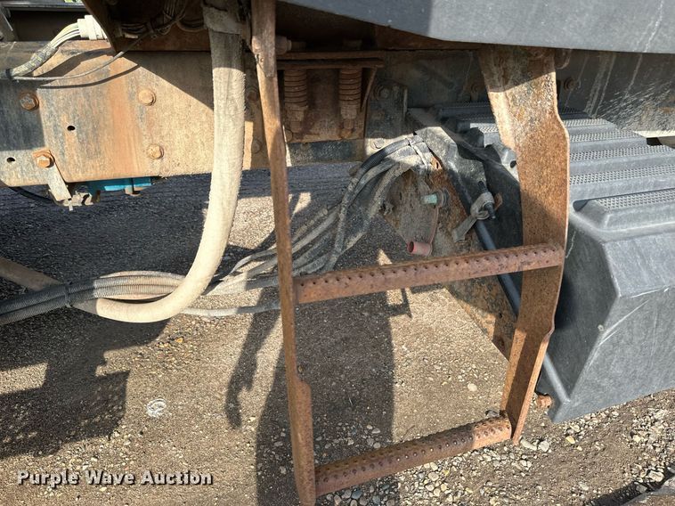 image for item EB2688 2008 International 7400 refuse truck