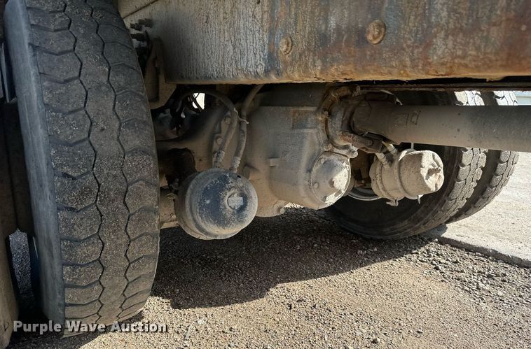 image for item EB2688 2008 International 7400 refuse truck