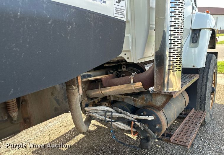 image for item EB2688 2008 International 7400 refuse truck