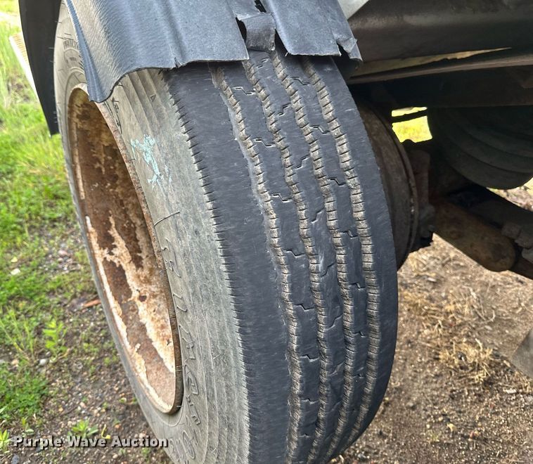 image for item EB2688 2008 International 7400 refuse truck