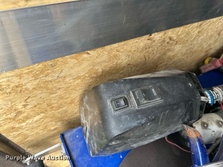 image for item EB2696 Tools