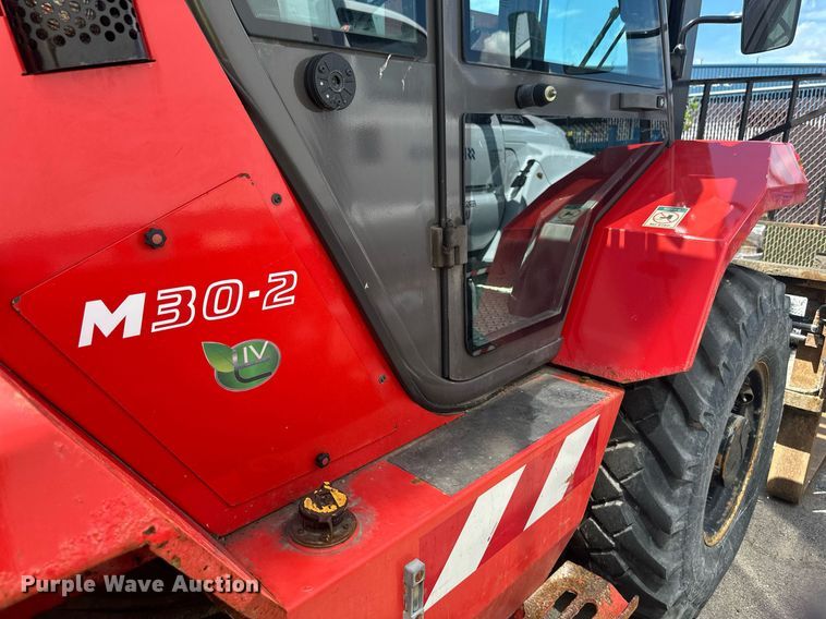 image for item EB2704 2016 Manitou M30-2T forklift