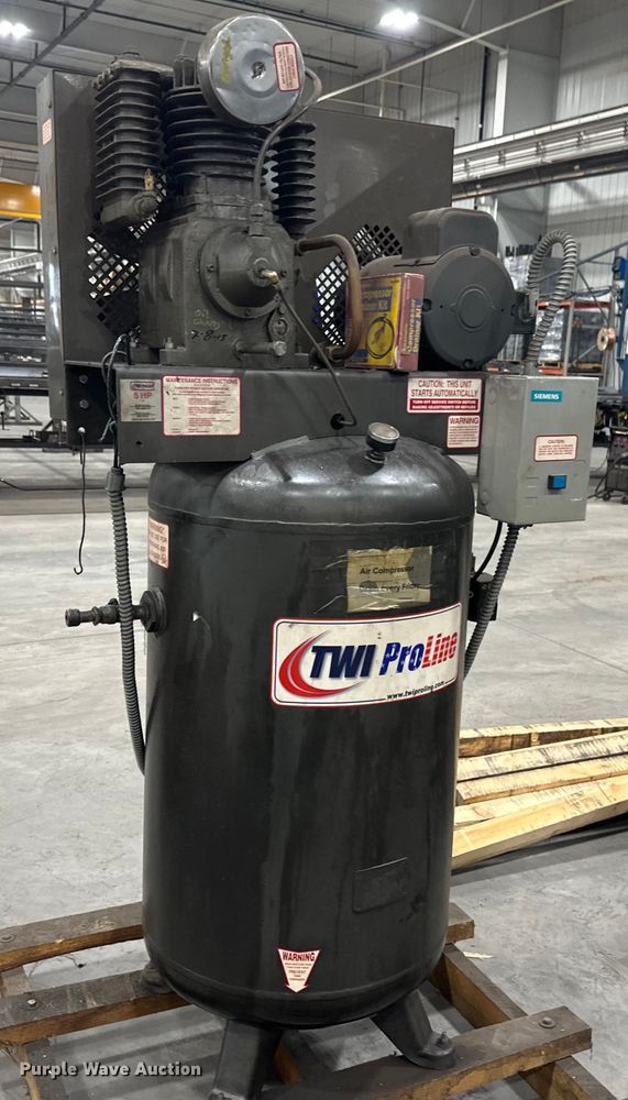 image for item EB2711 TWI Pro Line TWI-580V1P air compressor