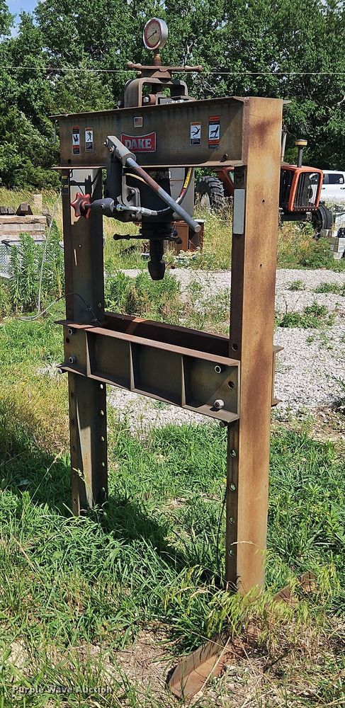 image for item EB8138 Dake 508 hydraulic press