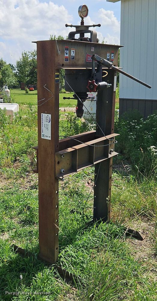 image for item EB8138 Dake 508 hydraulic press