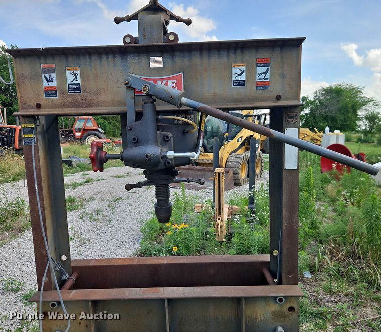 image for item EB8138 Dake 508 hydraulic press