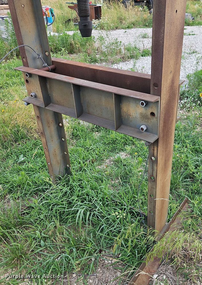 image for item EB8138 Dake 508 hydraulic press