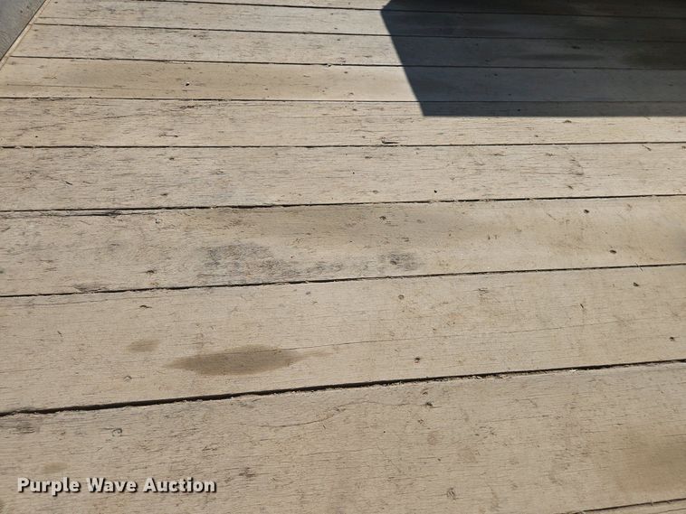 image for item EC0952 2018 Chevrolet Silverado 3500HD Crew Cab flatbed pickup truck