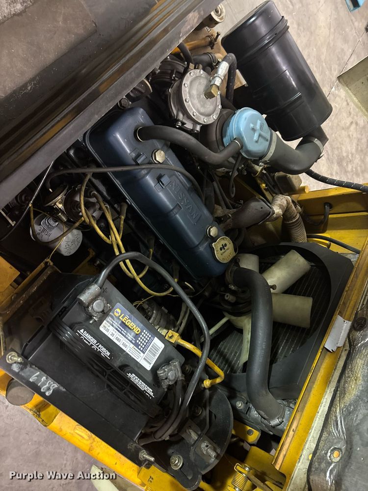 image for item EC3542 1985 Komatsu FG20 forklift