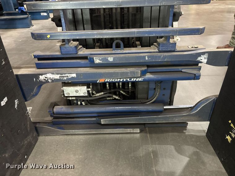 image for item EC3543 2016 UniCarriers CFS40 forklift