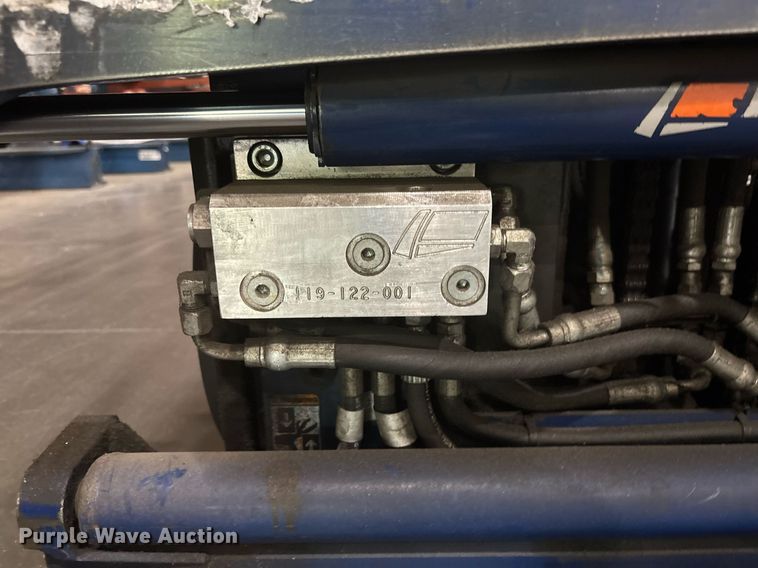 image for item EC3543 2016 UniCarriers CFS40 forklift