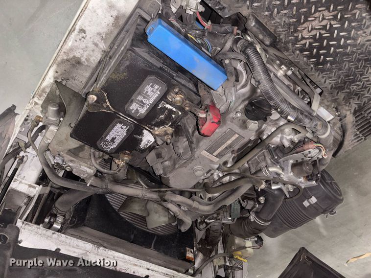 image for item EC3543 2016 UniCarriers CFS40 forklift