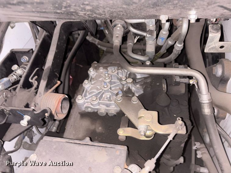 image for item EC3543 2016 UniCarriers CFS40 forklift