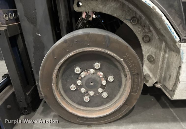 image for item EC3543 2016 UniCarriers CFS40 forklift