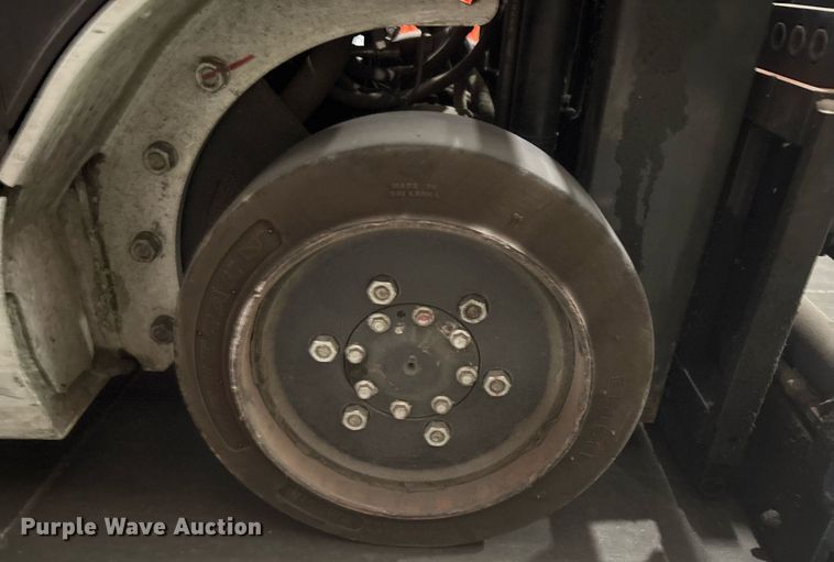 image for item EC3543 2016 UniCarriers CFS40 forklift