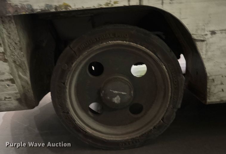 image for item EC3543 2016 UniCarriers CFS40 forklift