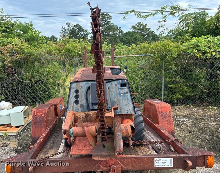image for item EC3644 1994 Ditch Witch 400SXD trencher