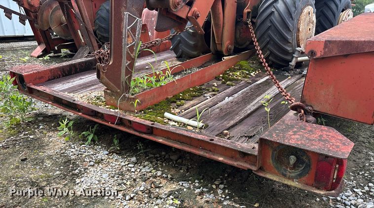 image for item EC3644 1994 Ditch Witch 400SXD trencher