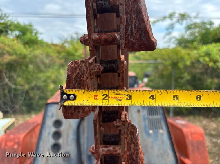 image for item EC3644 1994 Ditch Witch 400SXD trencher