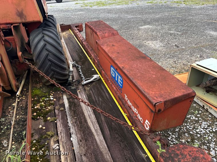 image for item EC3644 1994 Ditch Witch 400SXD trencher