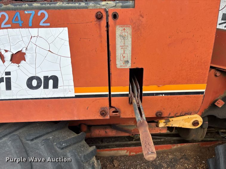 image for item EC3644 1994 Ditch Witch 400SXD trencher