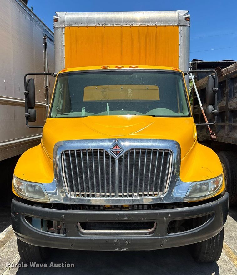 image for item EC3657 2013 International 4300 box truck