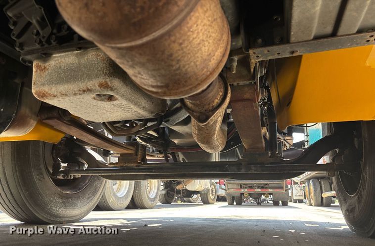 image for item EC3657 2013 International 4300 box truck