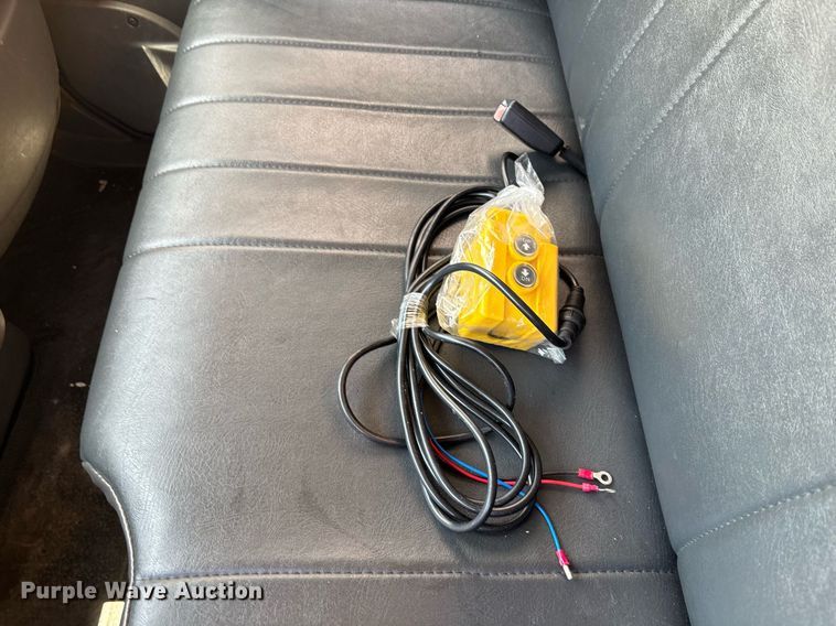 image for item EC3657 2013 International 4300 box truck