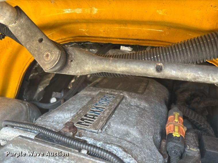 image for item EC3657 2013 International 4300 box truck