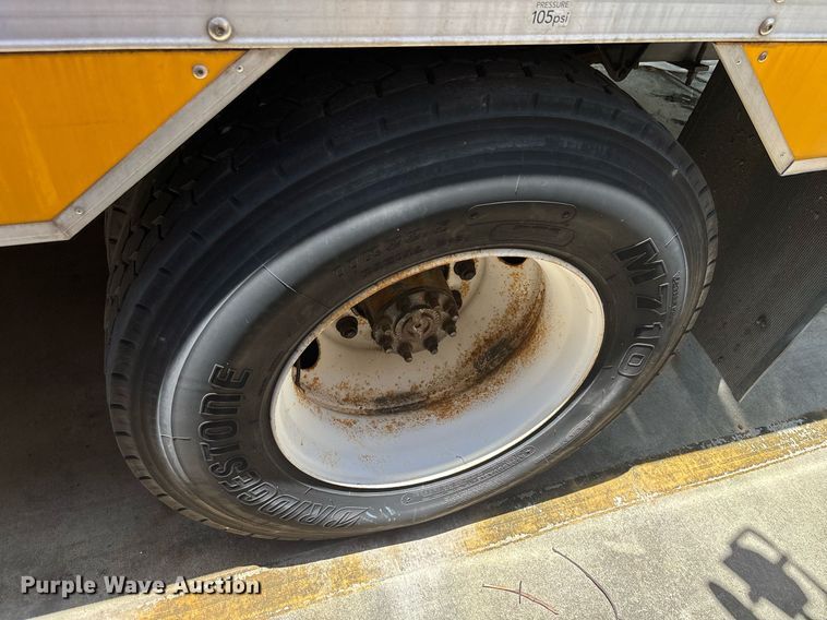 image for item EC3657 2013 International 4300 box truck