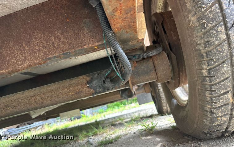 image for item EC3686 1997 Wells Cargo fiber optic splicing trailer