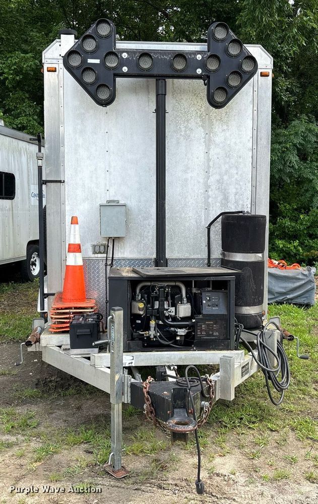 image for item EC3687 2011 Fenex fiber optic splicing trailer