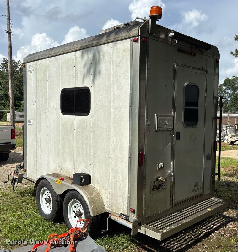 image for item EC3687 2011 Fenex fiber optic splicing trailer